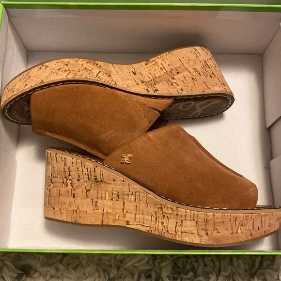 ⚜️ Sam Edelman Brown Wedges Size 8.5 BUT fit like size 8!!!! ⚜️ - Picture 8 of 8